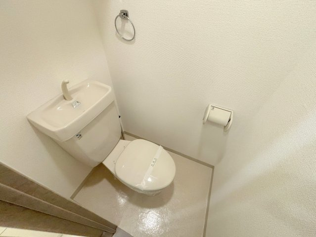 カーサあわじのトイレ