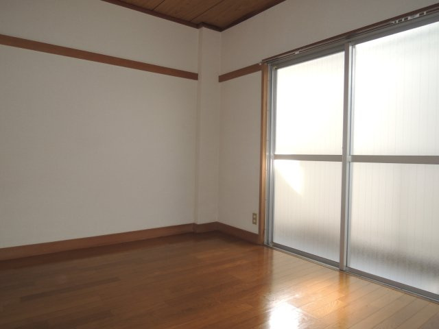 【寝室】
