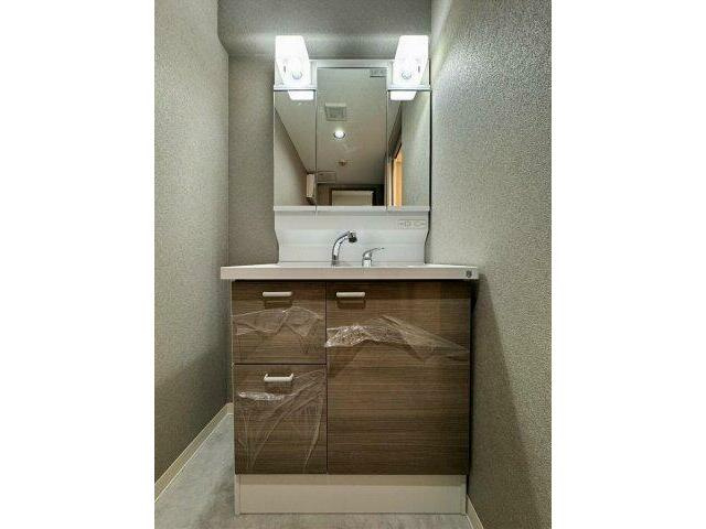 CO-PO宇部松山町マンションの独立洗面台