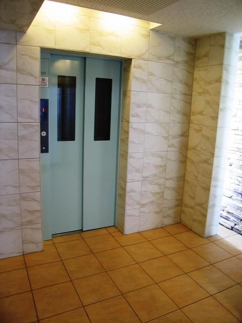 横浜市旭区鶴ケ峰本町１丁目の賃貸マンションのその他共用部分
