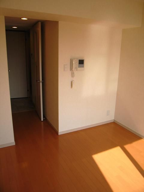 横浜市旭区鶴ケ峰本町１丁目の賃貸マンションの内装