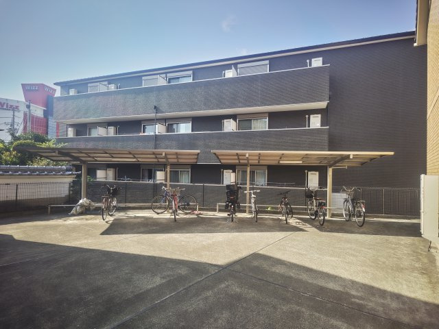 エスポワール東寝屋川B棟のその他共用部分|駐輪場です