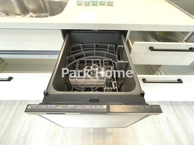 高知市愛宕町3丁目　中古戸建てのキッチン