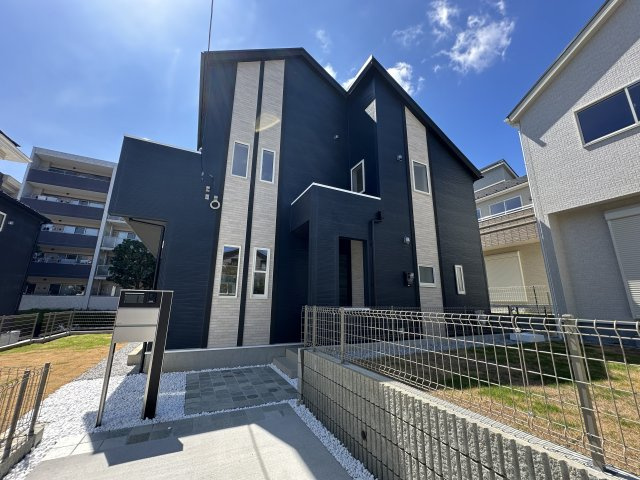 都筑区加賀原1丁目戸建て