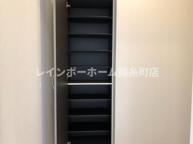 フレグラスリアンの玄関