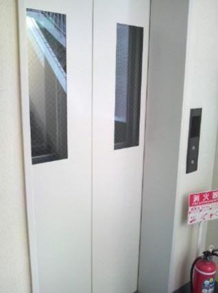 プレール・ドゥーク新宿曙橋の設備|エレベーター
