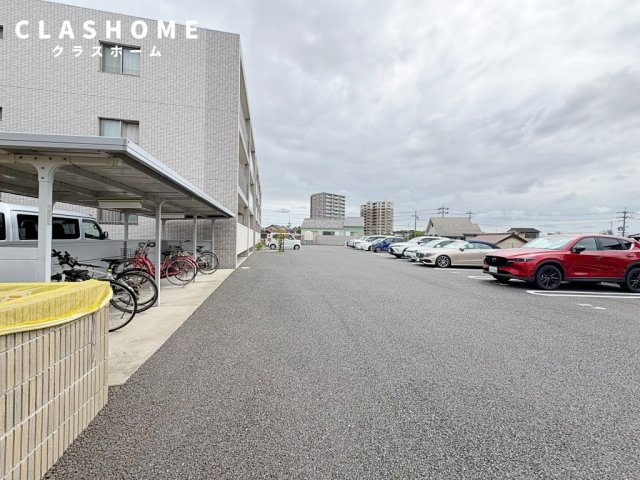 サン・ソラーレ　　刈谷市の賃貸ならクラスホーム刈谷店の駐車場