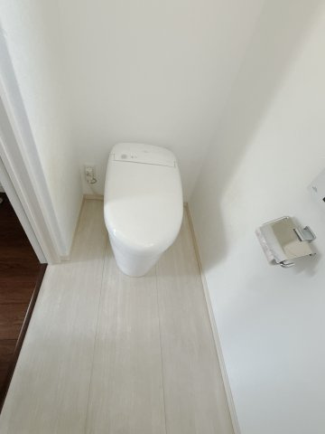 【中古戸建】高崎市飯塚町のトイレ|■トイレ｜白を基調としたトイレは清潔感溢れるトイレになっています♪