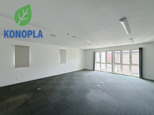 【中古戸建】高崎市飯塚町の居間・リビング|■リビング｜リビングとしても使用できる空間です♪