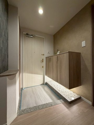 アイビーハイム福住東センターイーストポルトの玄関