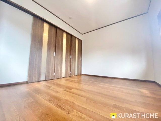 向日市上植野町地後　中古戸建の洋室|洋室7帖