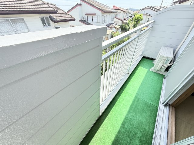 神戸市須磨区神の谷３丁目テラスハウスのバルコニー