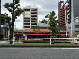 グランドシーズ心斎橋Ⅱの周辺|ファミリーレストランまで徒歩18分