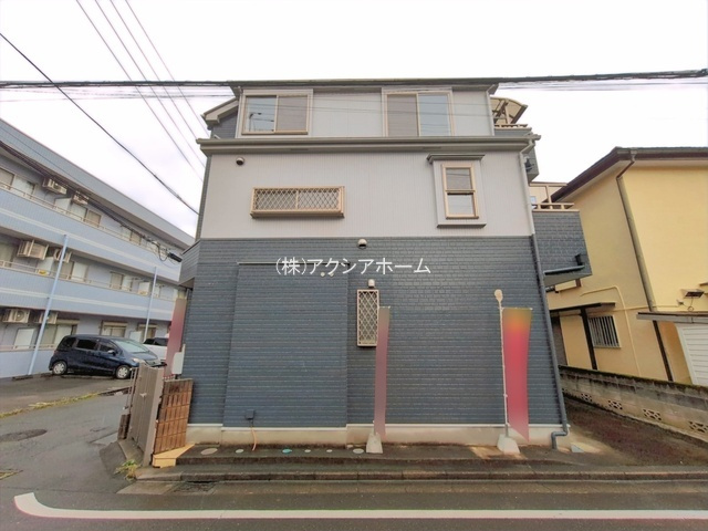 所沢市美原町3丁目　中古一戸建　～3階建て～　の外観