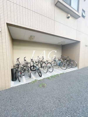 【その他共用部分】 | イーストコート平野 | 駐輪場です。