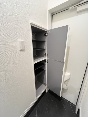 ユーリア宝出の内装