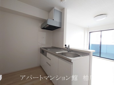プルミエ・クリュＡのキッチン|同施工会社、同型タイプです／※現況優先