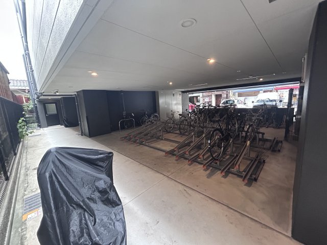 プレサンス伏見アーバンベースのその他