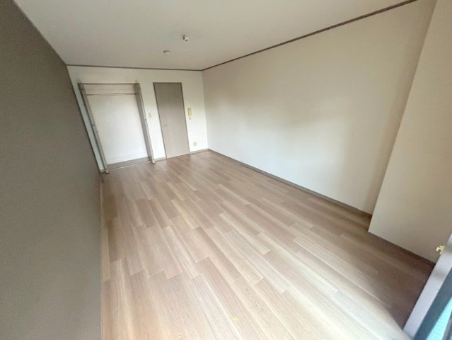 イーズ千里山の居間・リビング