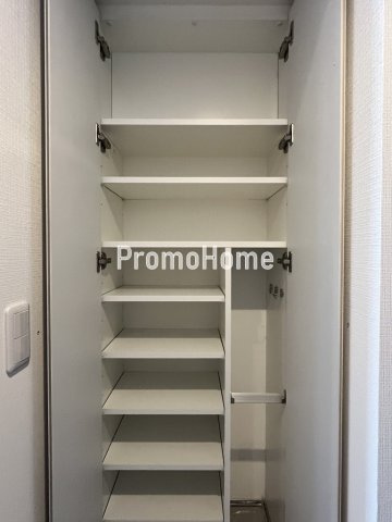 ドゥーエ銀座イーストⅢの収納