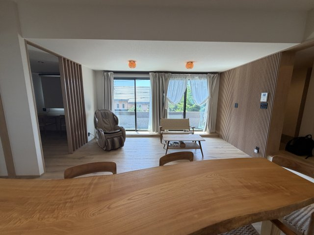 熱海市　西熱海町別荘地の居間・リビング