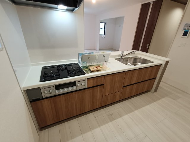 三郷市　戸ケ崎　新築戸建　　全1棟のキッチン|使いやすいキッチンです
