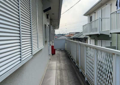 【内装】 | アイランドビレッジⅢ | 共用部分は、一棟の建物に住む区分所有者全員が共同で所有するとし、共用部分の管理、補修などは、区分所有者で形成される管理組合が行います。個人の判断で勝手に変更することはできませんので覚えておきましょう。
