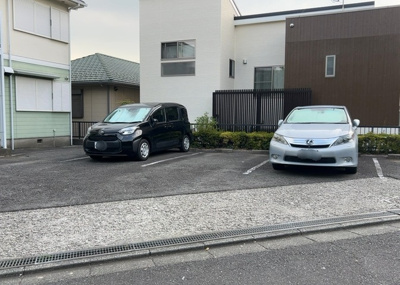 【駐輪場】 | アイランドビレッジⅢ | マンションの駐輪場は、事前に空きがあるか確認を取ると安心です。せっかく入居したのに駐輪スペースがない！なんてことになったら大変ですよね。そこで、内見時や購入前にはまず事前に確認しておくと良いでしょう。