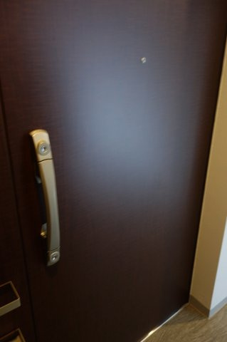 リビオメゾン千代田岩本町ルジェンテの玄関