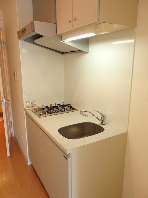ルームス市川のキッチン