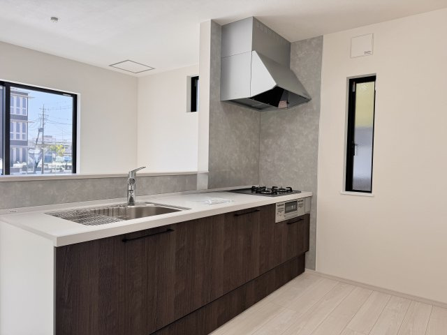中央区　上西町　3期のキッチン|使い勝手が良いキッチンは、汚れが目立ちにくくお手入れしやすいので、いつでも清潔に保てます。