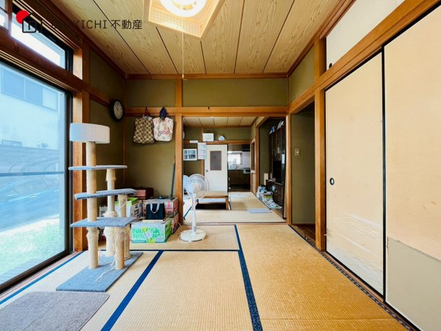 【居間・リビング】 | 毛呂山町前久保南2丁目　中古戸建