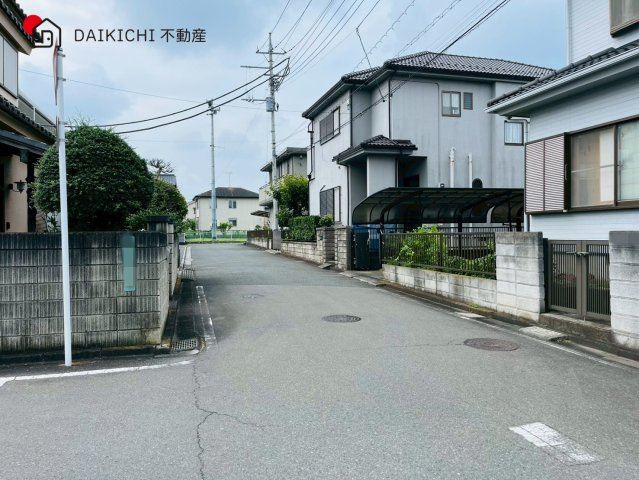 【前面道路含む現地写真】 | 毛呂山町前久保南2丁目　中古戸建