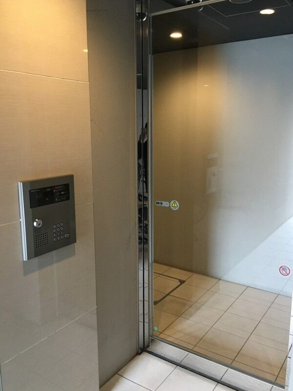 B CITY APARTMENT IKEBUKURO WESTのロビー