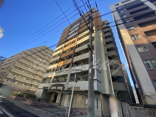 横浜市中区山下町の賃貸マンションの外観
