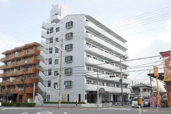 クラウンハイム菅原