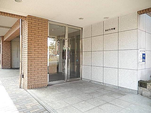 ルピエ平尾のエントランス