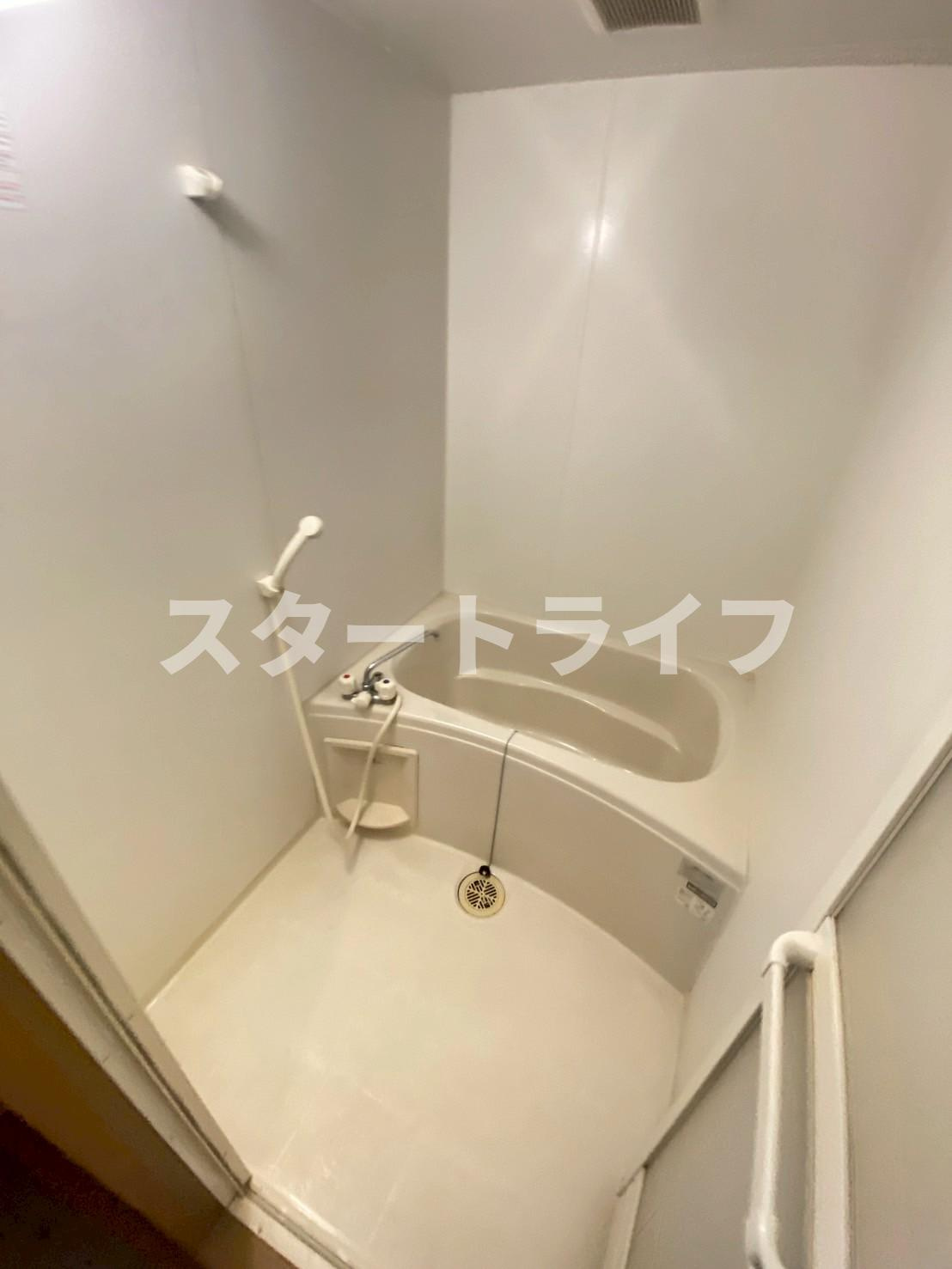 大阪市淀川区十三東３丁目の賃貸マンションの浴室
