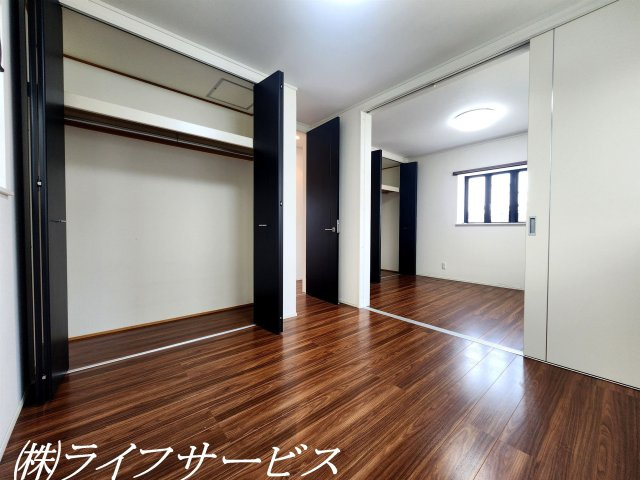 【洋室】 | 瑞光２丁目中古戸建 | ３階洋室５帖／クローゼット有