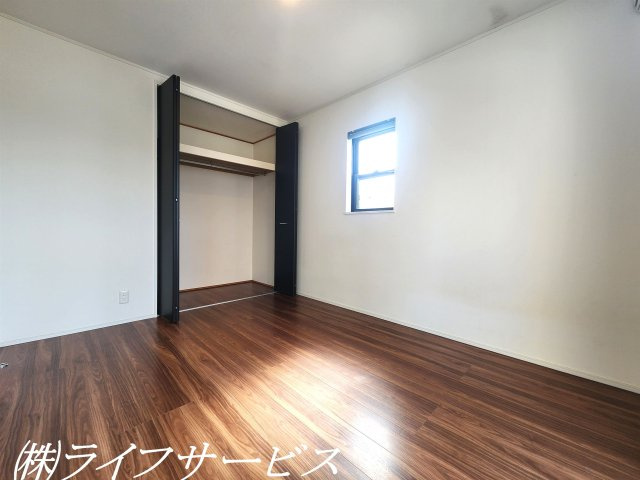 【洋室】 | 瑞光２丁目中古戸建 | ３階洋室6.5帖／クローゼット有