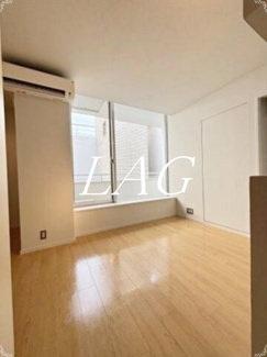 【居間・リビング】 | 南青山ＳＴＵＤＩＯ　ＦＬＡＴ | 洋室のお部屋です。