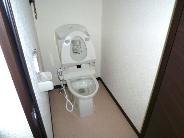 ＳＨＩＭＸ　ＯＧＩ　ＭＡＩＳＯＮのトイレ