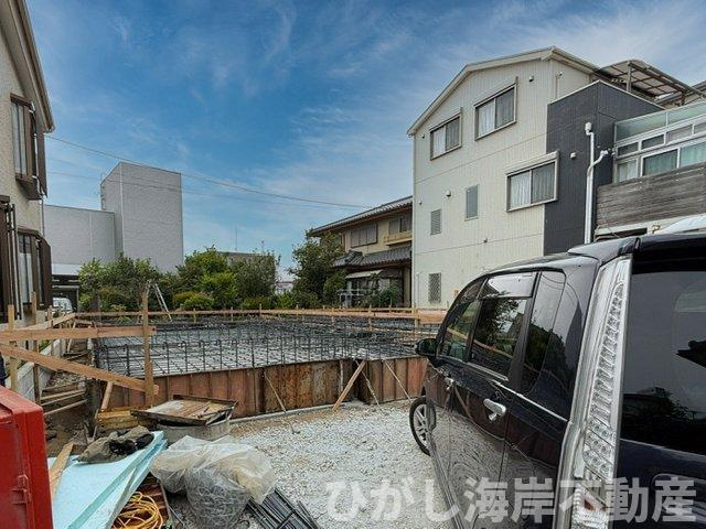 平塚市榎木町　新築戸建　全２棟の外観|7月17日撮影　建築中　現地外観