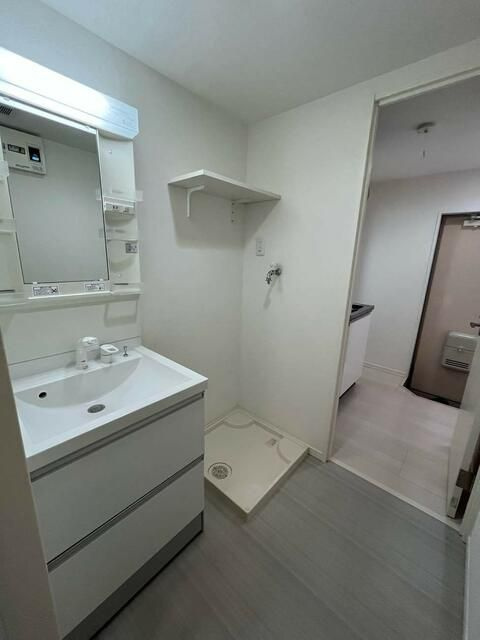 グランヴィスタ原町の洗面所