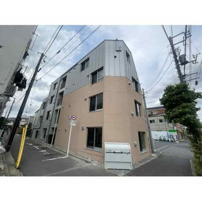 【外観】 | Urban　Nest | 鉄筋コンクリート造のがっちりとした建物。