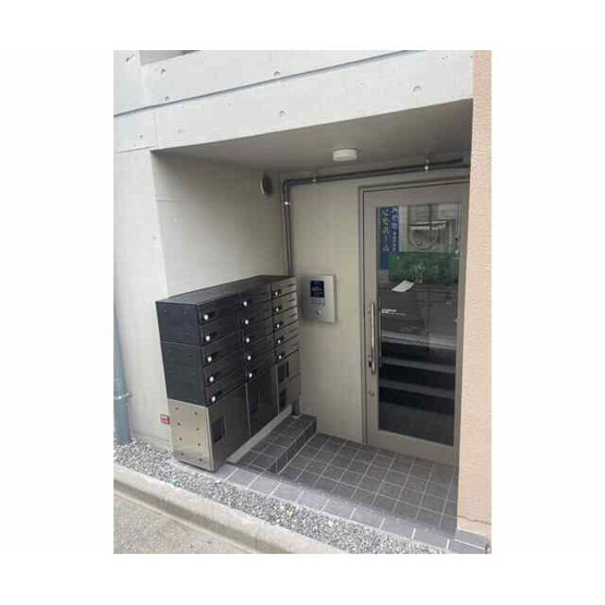【セキュリティ】 | Urban　Nest | オートロック付き。