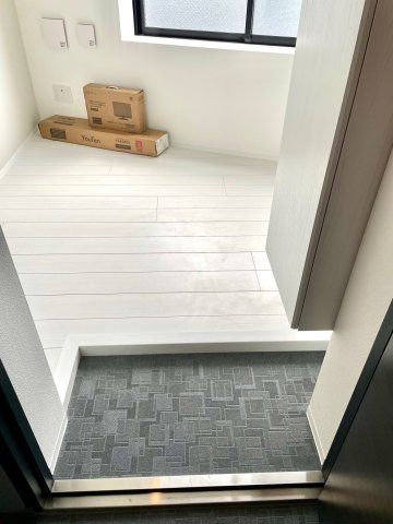 Ｐｒｉｍｅ蒲田の玄関|※別部屋参考写真