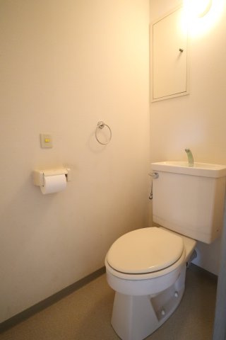 セントラルヒルズI棟のトイレ