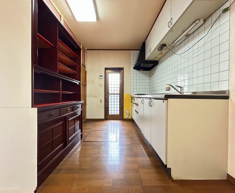 中古戸建　富士市原田Rのキッチン|リフォーム前