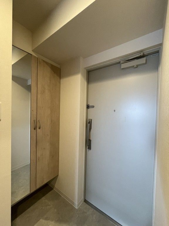 GARDEN COURT A 西高島平の玄関